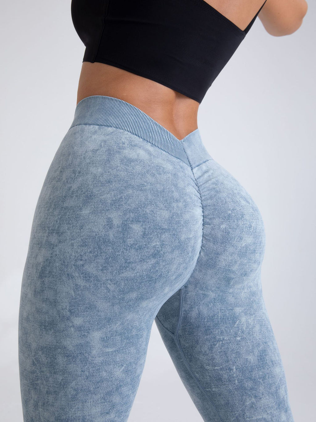V Back Scrunch Butt Workout Leggings